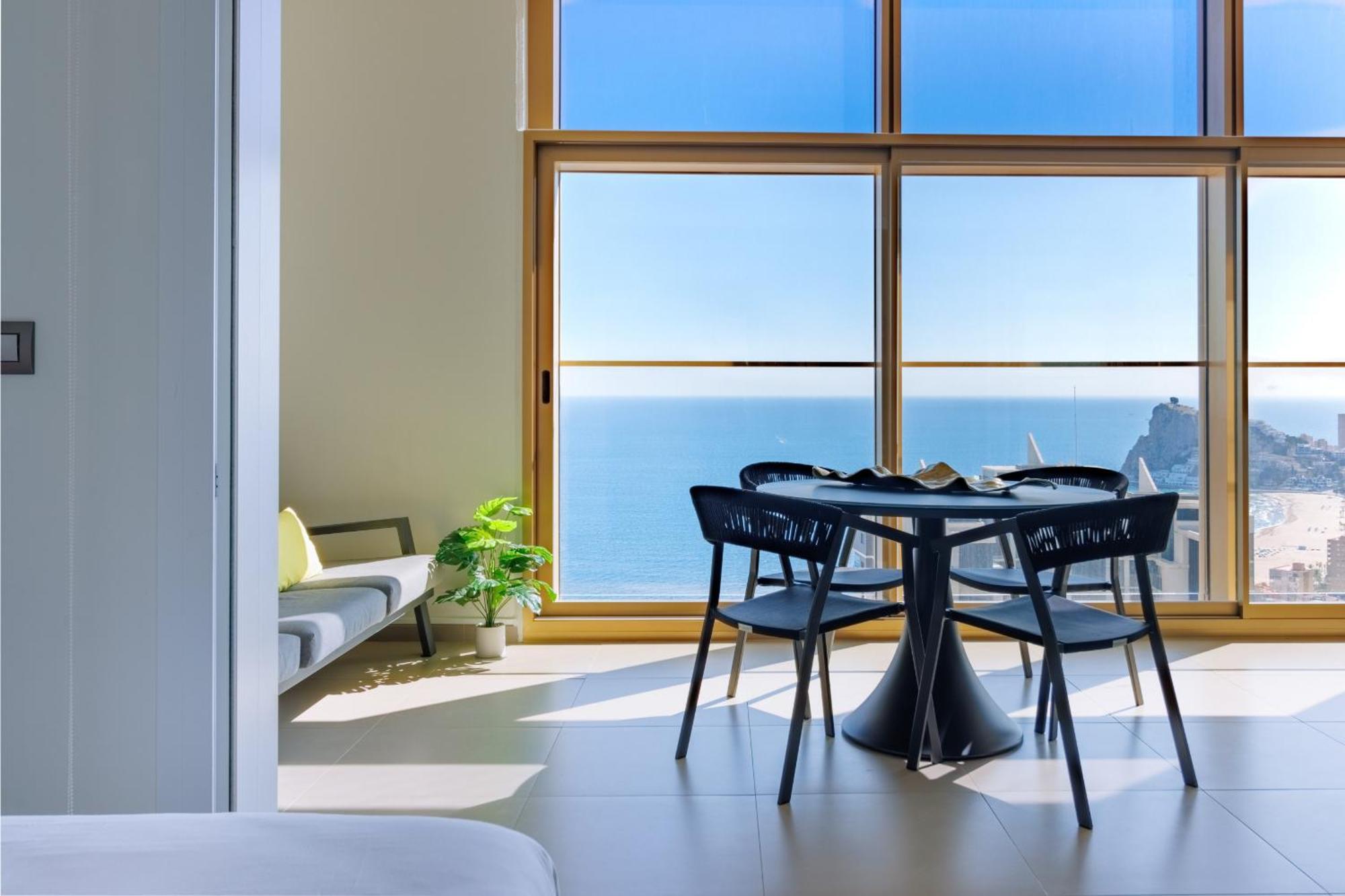 Intempo By Holuxe - 216 - 21St Floor Apartment Benidorm Luaran gambar