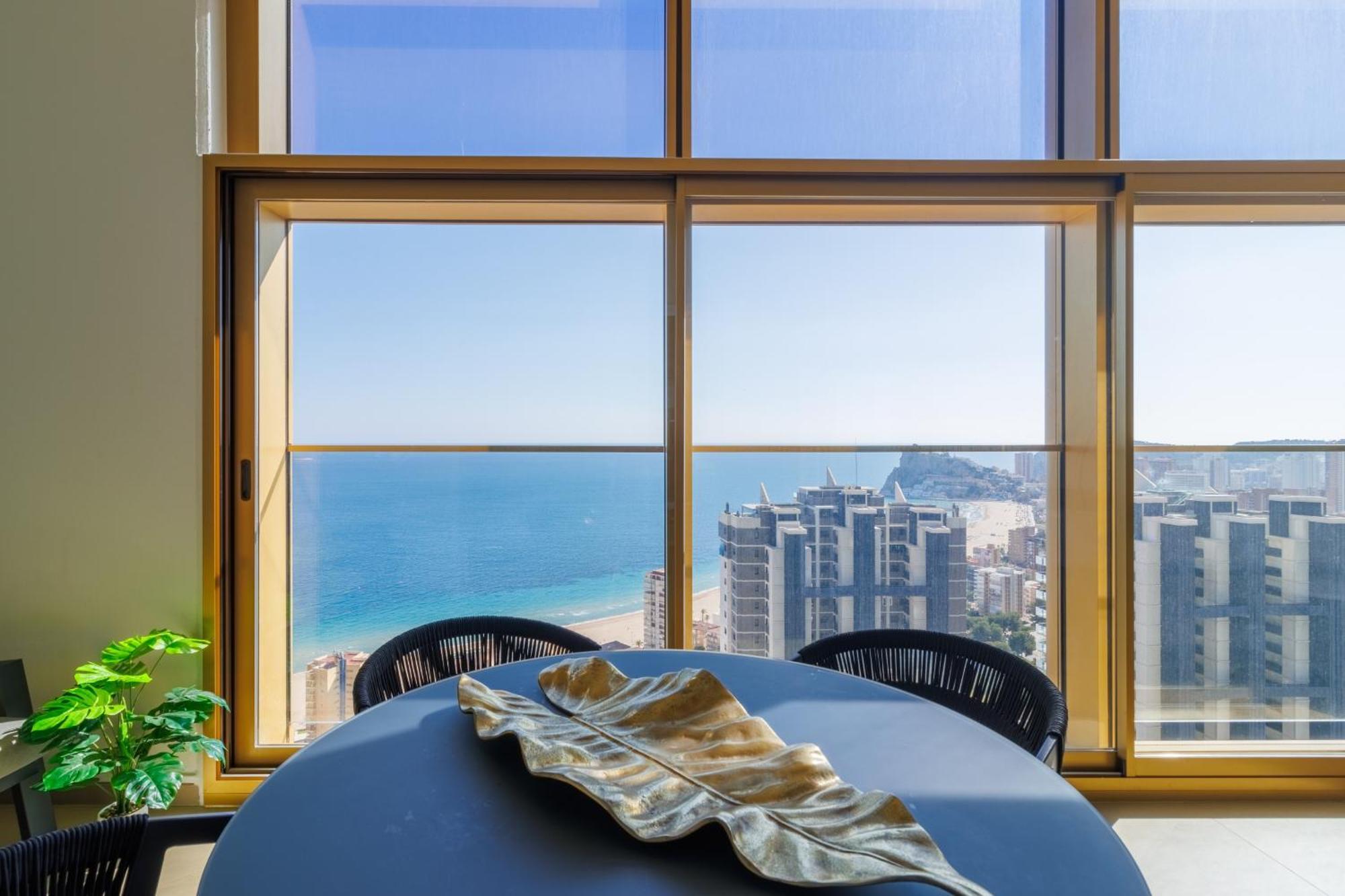 Intempo By Holuxe - 216 - 21St Floor Apartment Benidorm Luaran gambar